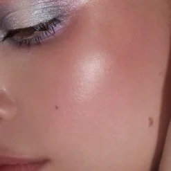 ELF e.l.f. Halo Glow Highlight Rose Quartz Beauty Wand